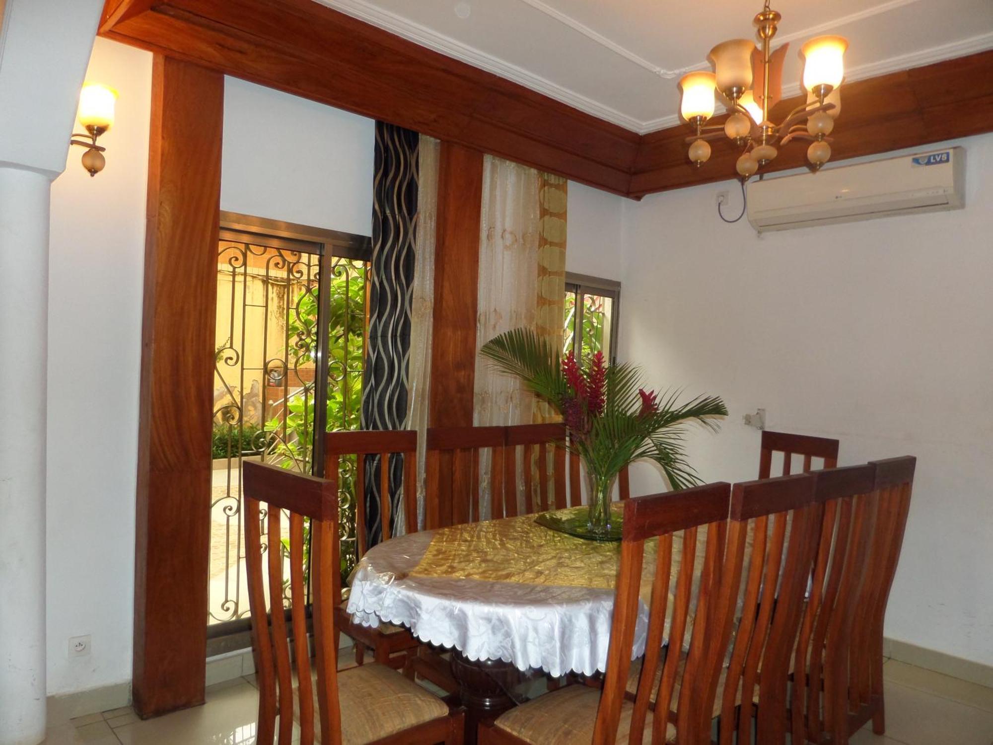 Toundalia Residence Yaoundé Екстериор снимка