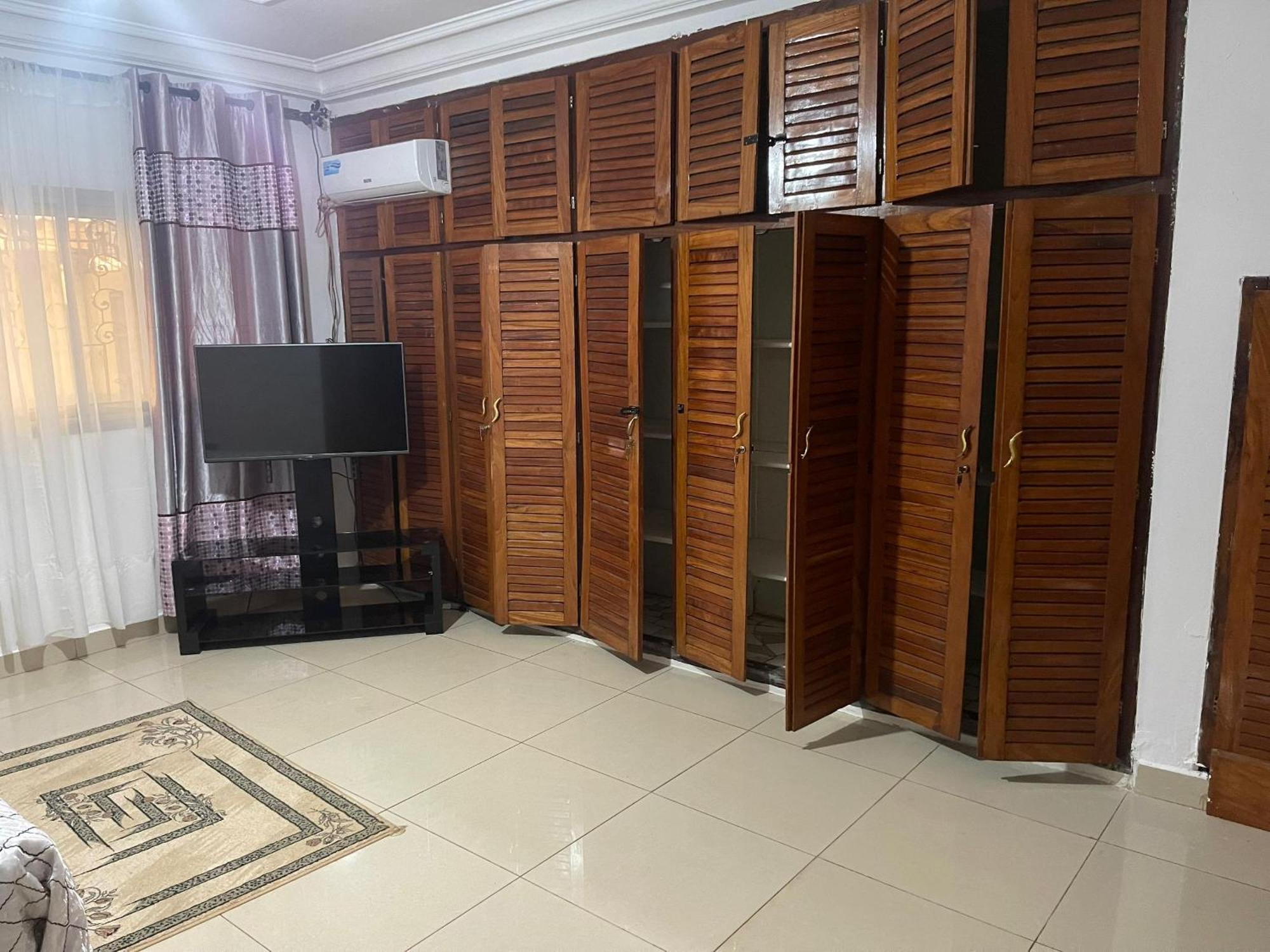 Toundalia Residence Yaoundé Екстериор снимка