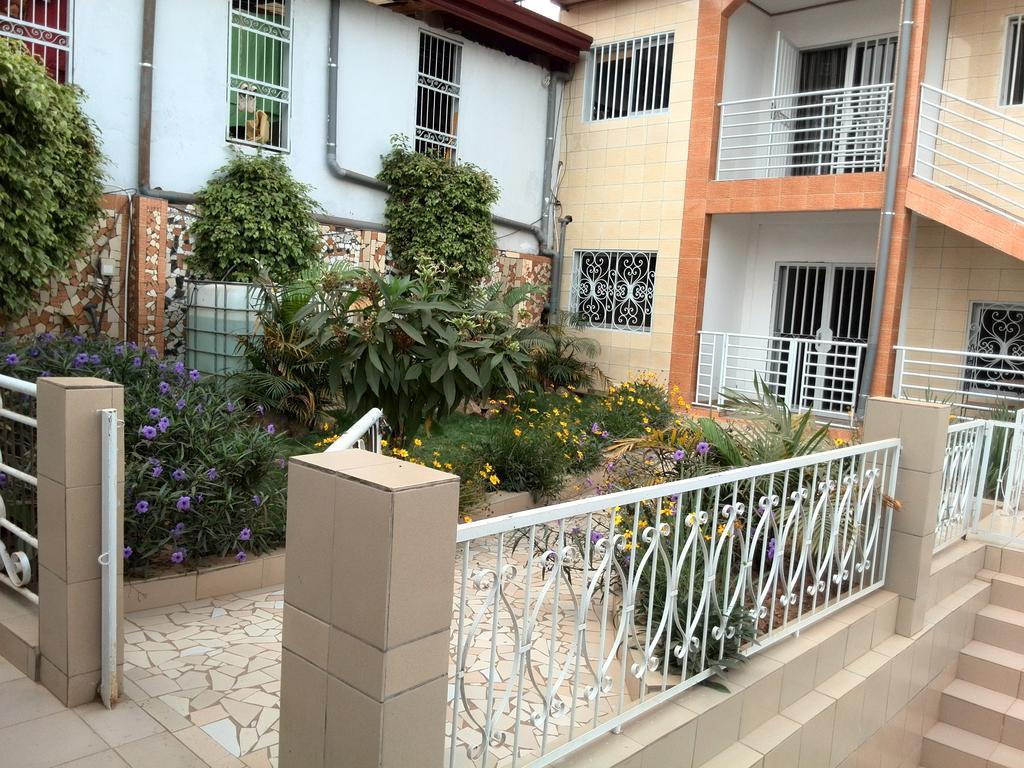 Toundalia Residence Yaoundé Екстериор снимка