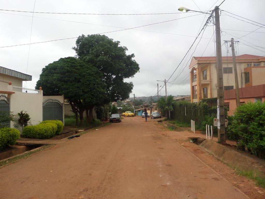 Toundalia Residence Yaoundé Екстериор снимка