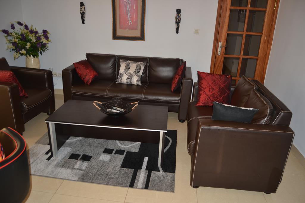 Toundalia Residence Yaoundé Екстериор снимка
