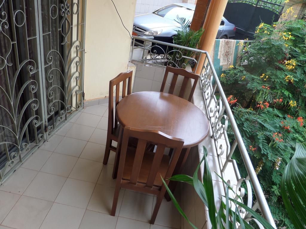 Toundalia Residence Yaoundé Екстериор снимка