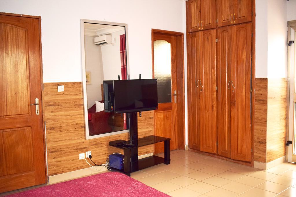 Toundalia Residence Yaoundé Стая снимка