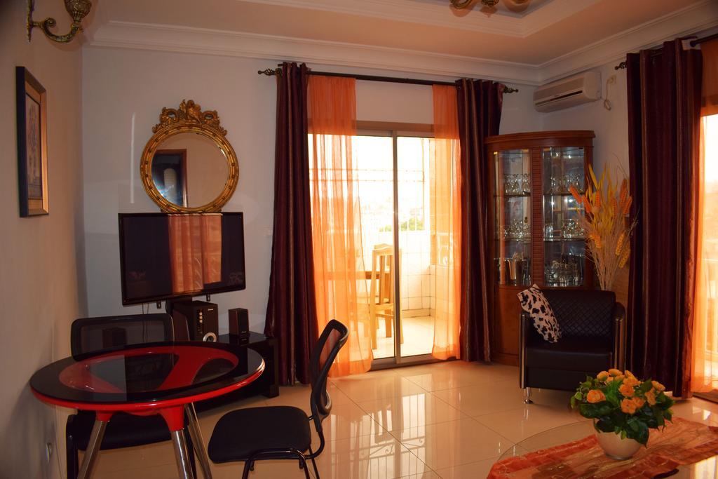 Toundalia Residence Yaoundé Стая снимка