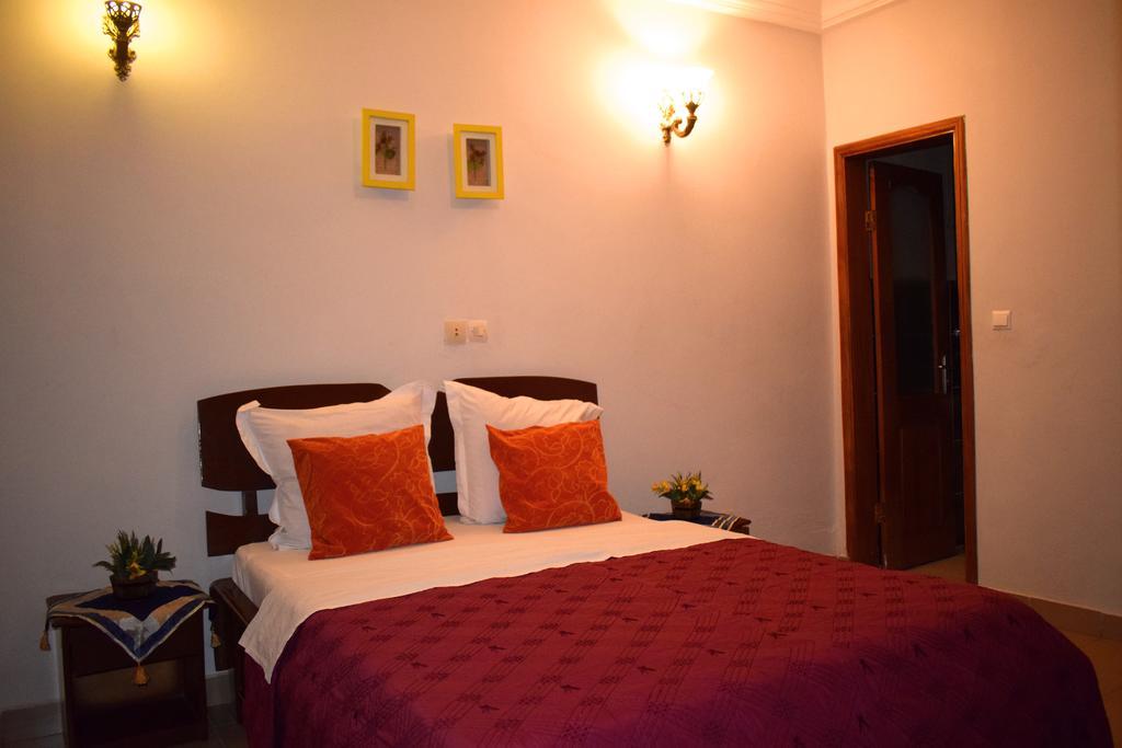 Toundalia Residence Yaoundé Стая снимка
